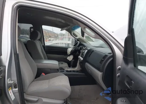 2010 Toyota Tundra Grade 4.6L V8 из США, поврежденный, VIN 5TFUM5F15AX008929